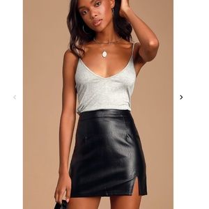 NWT Lulus Corte Black Vegan Leather Mini Skirt XS
